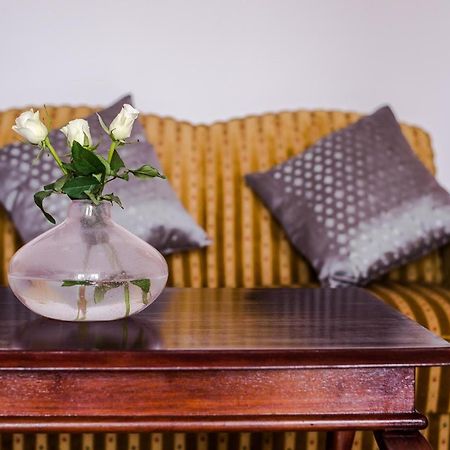 ורשה Halby Luxury Rooms Chmielna 73B מראה חיצוני תמונה