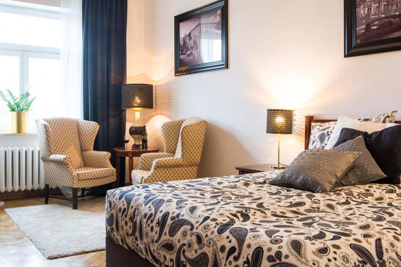 ורשה Halby Luxury Rooms Chmielna 73B מראה חיצוני תמונה